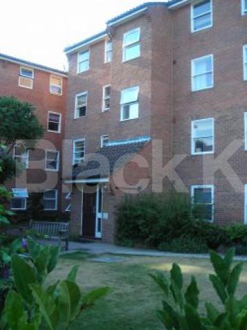 			2 Bedroom, 1 bath, 1 reception Flat			 Weaver Way, CAMDEN NW1